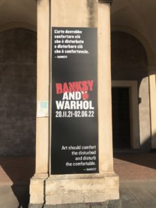 Mostra Banksy und Wharol